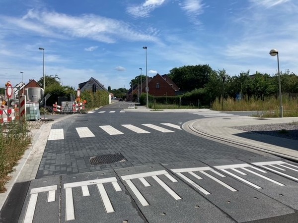 Het kruispunt Monnikenhofstraat - Bosstraat - Kruisbos wordt opnieuw aangelegd.